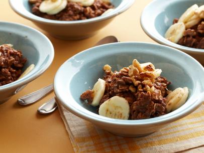 Chocolate Banana Nut Oatmeal|Recipe of the Week